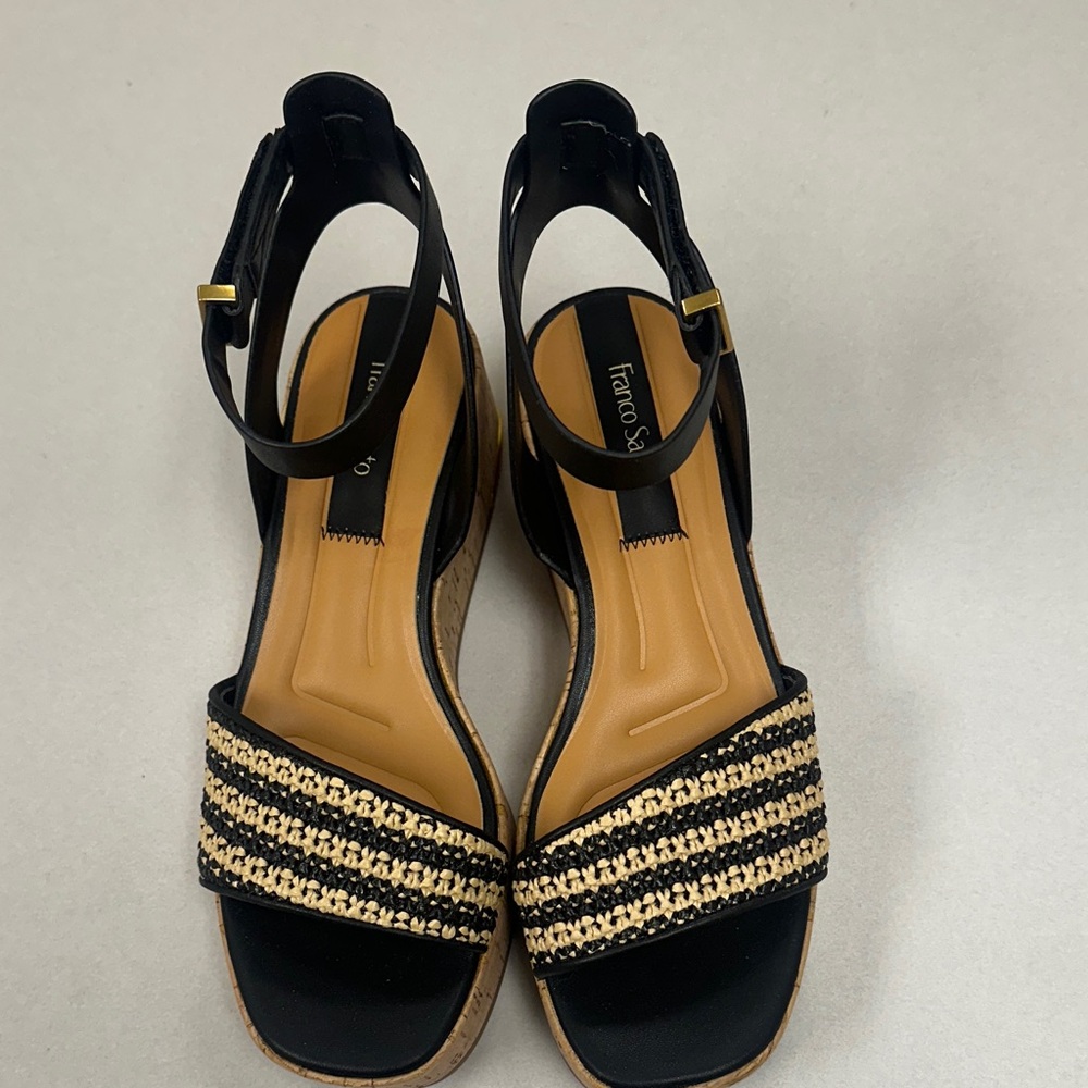 Franco Sarto Women's Natural/Black Terry Ankle Strap Platform Sandals, 7.5M NWB